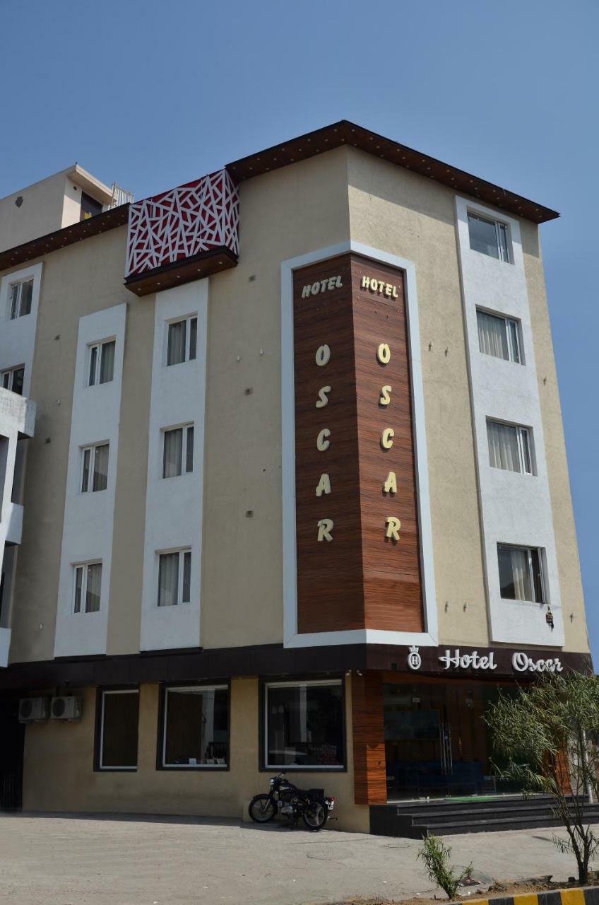 Hotel Oscar อัมริตสา ภายนอก รูปภาพ