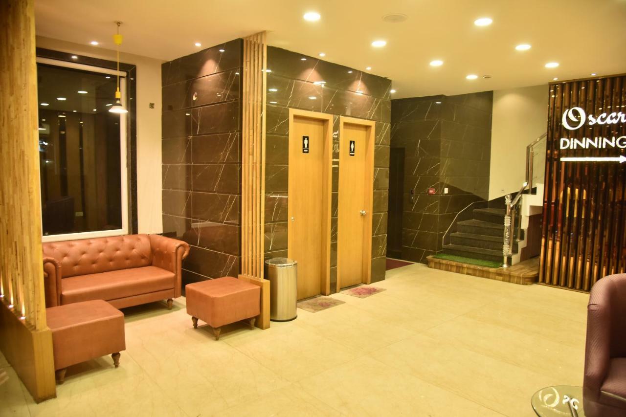 Hotel Oscar อัมริตสา ภายนอก รูปภาพ