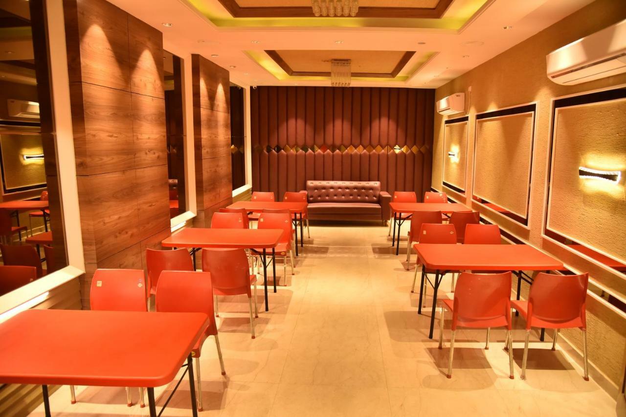 Hotel Oscar อัมริตสา ภายนอก รูปภาพ